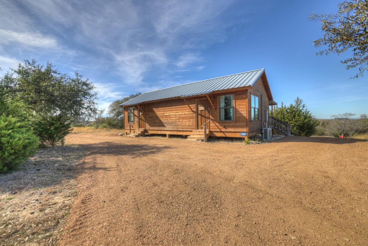 Crabapple Rocky Ridge Cedar Cabin With Hot Tub & Amazing Views מראה חיצוני תמונה